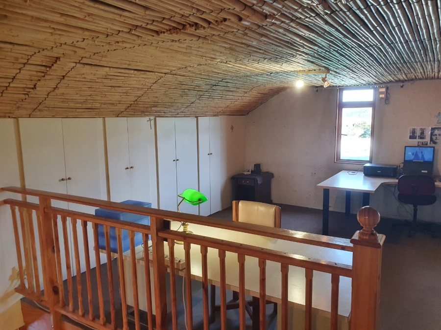 Bedroom Property for Sale in Van Wyksdorp Western Cape